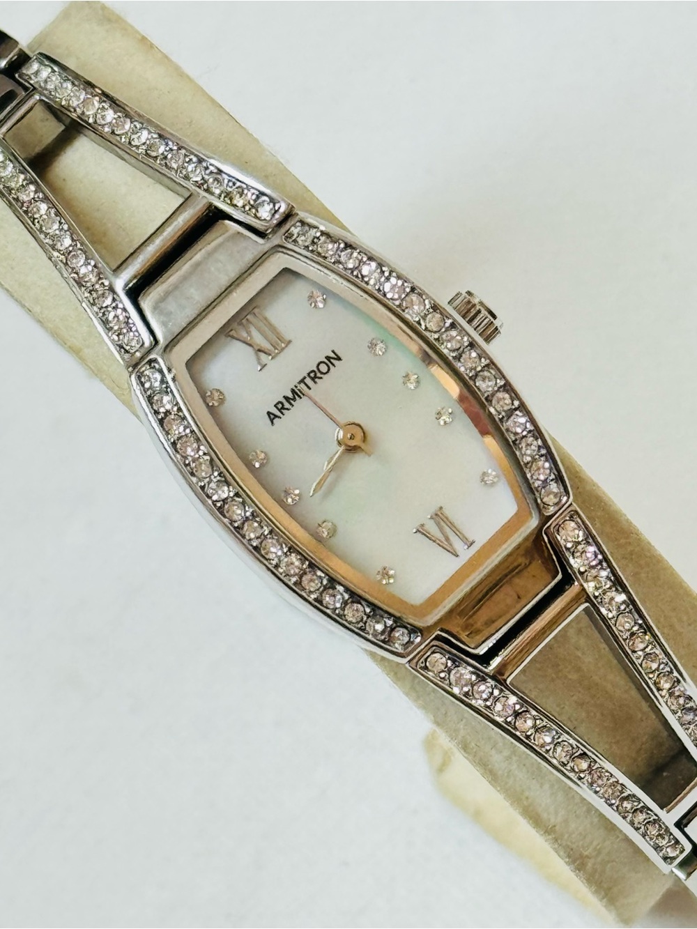 Armitron Mother Of Pearl Women's Bezel Dial Crystals Watch Silver 75/3531